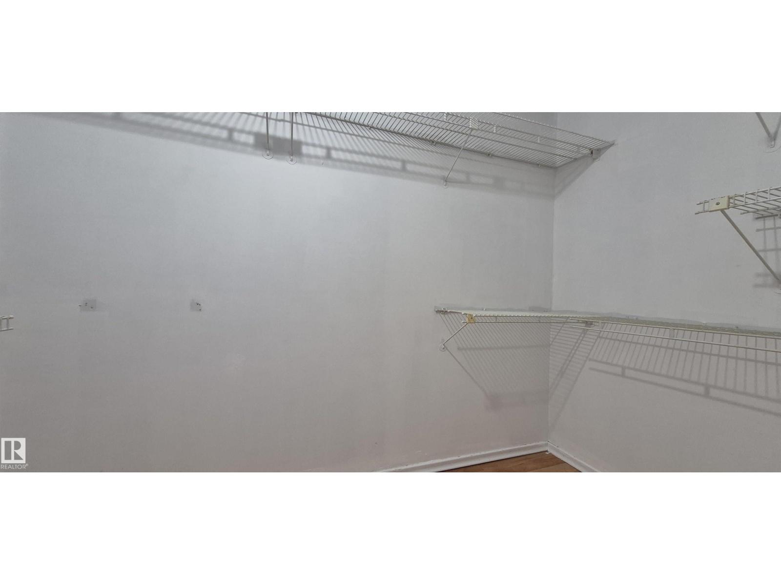 3619 30 AV NW, Edmonton