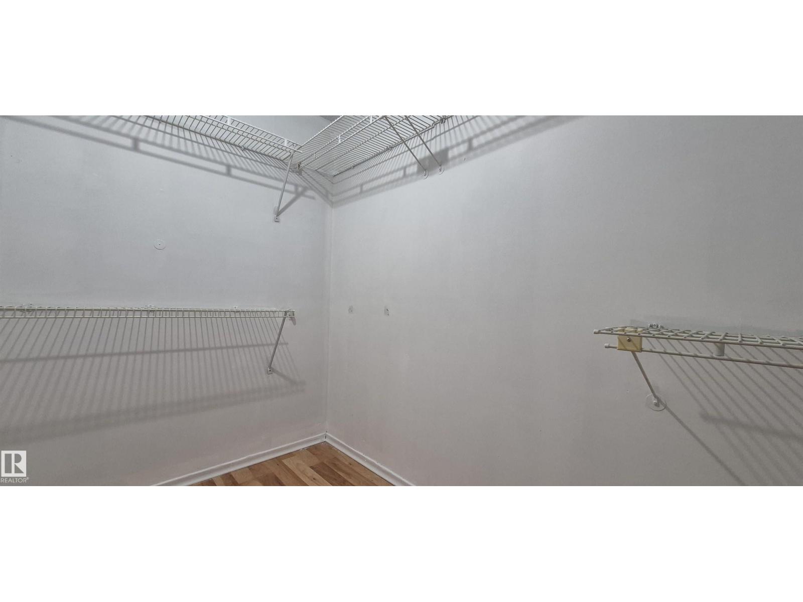 3619 30 AV NW, Edmonton