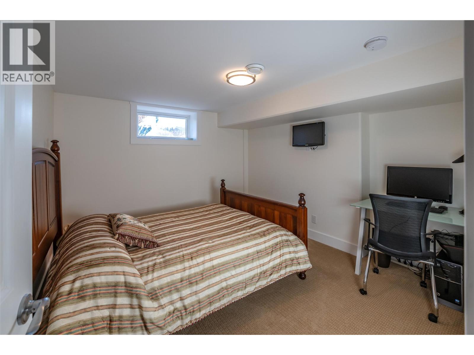 5609 Yarrow Street, Oliver