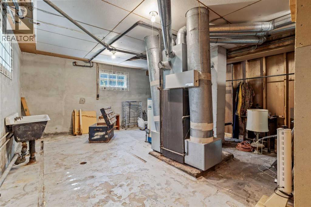 404 OTTER STREET - 36