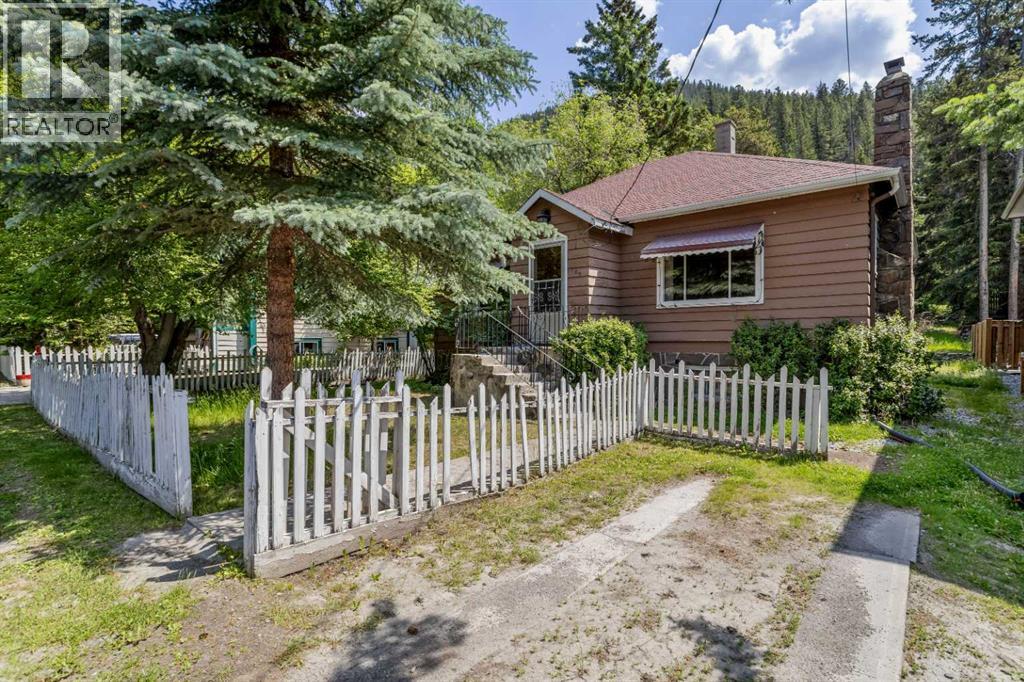 404 OTTER STREET - 1
