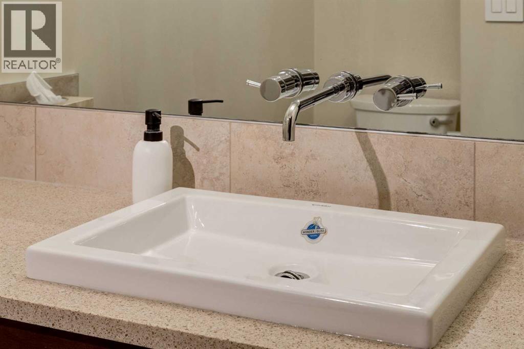 Single Family House Multi-level for Sale in    Avenue SE Beltline Calgary 