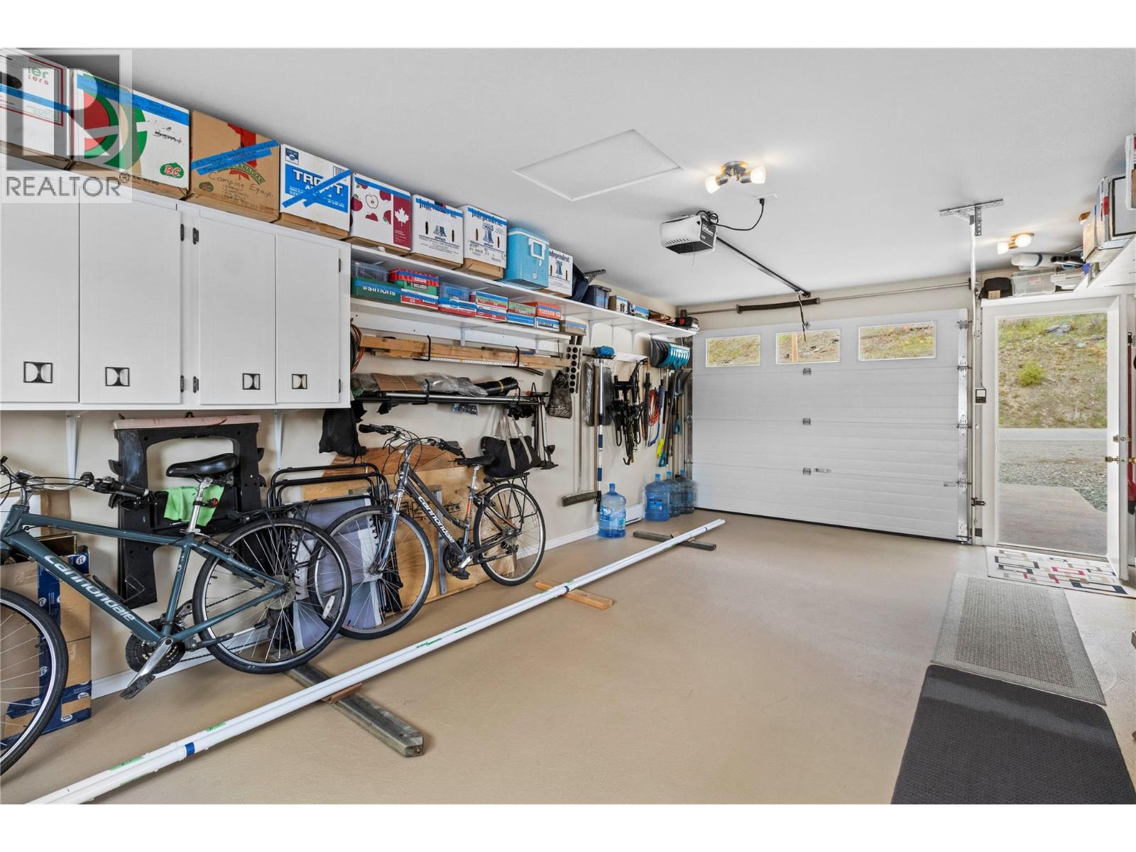 5106 Squilax Anglemont Road, Celista