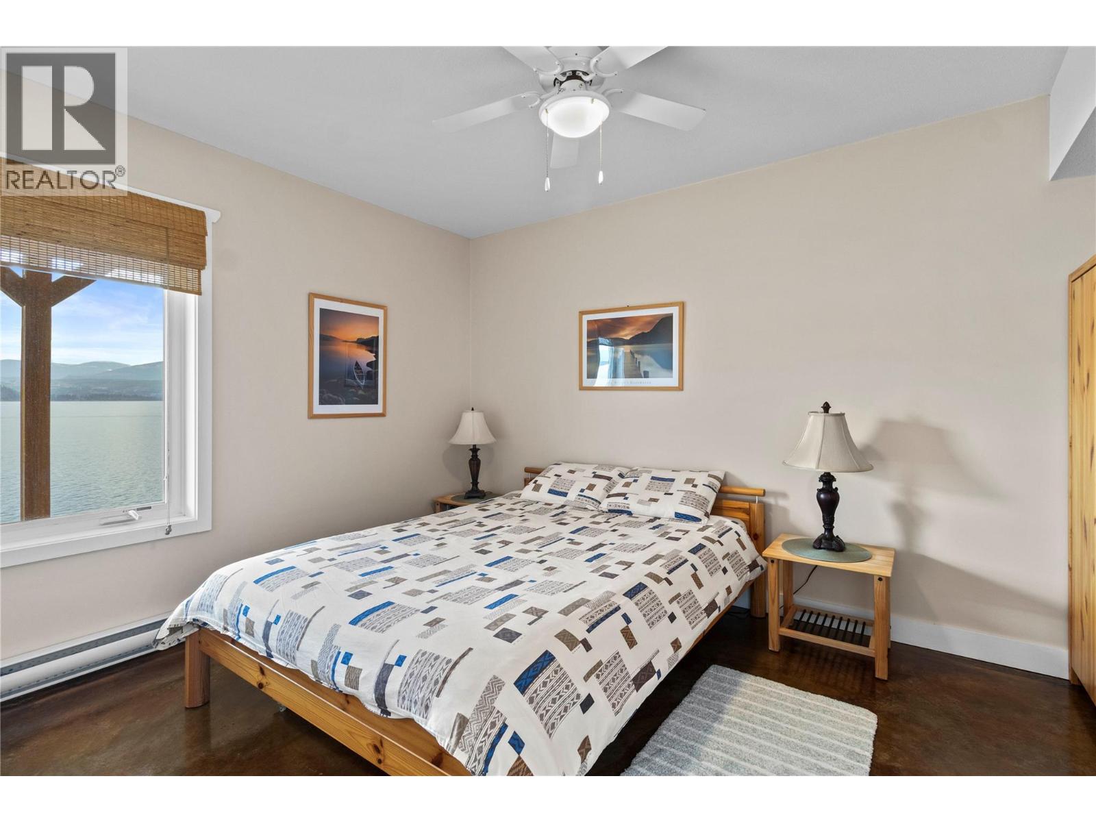 5106 Squilax Anglemont Road, Celista