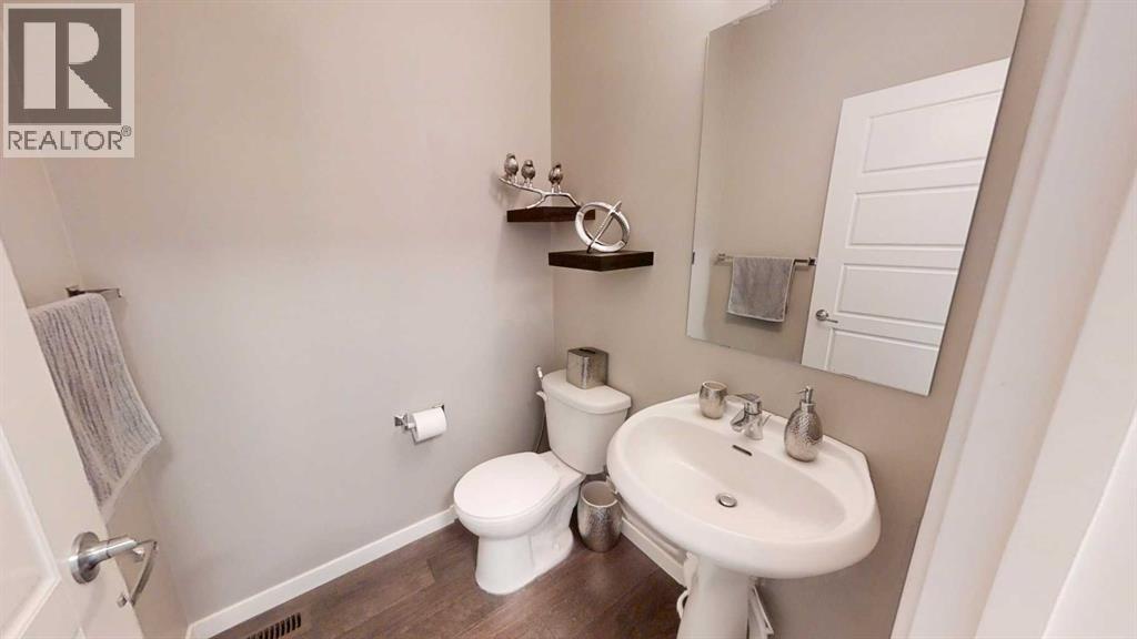 Single Family House for Sale in  Panatella Square NW Panorama Hills Calgary 