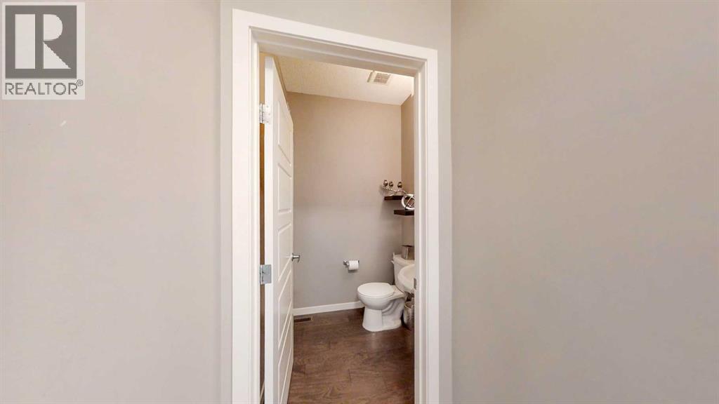 Single Family House for Sale in  Panatella Square NW Panorama Hills Calgary 