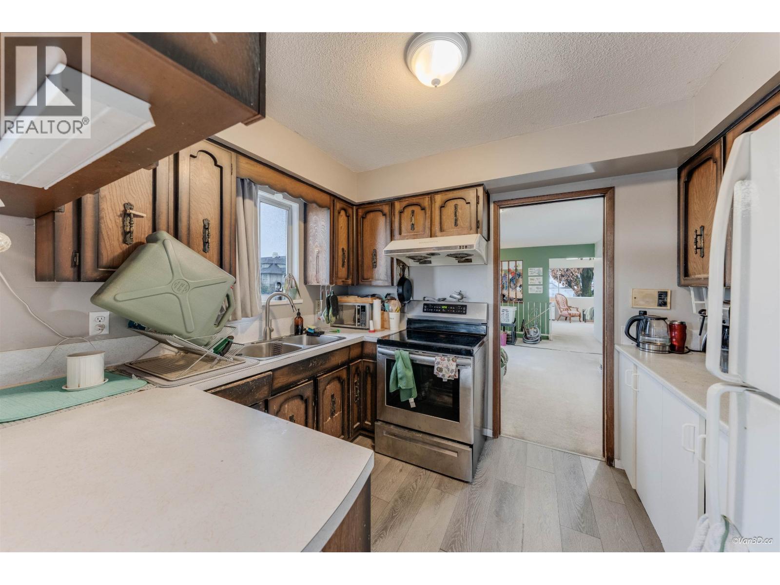 500 GILMORE AVENUE, Burnaby