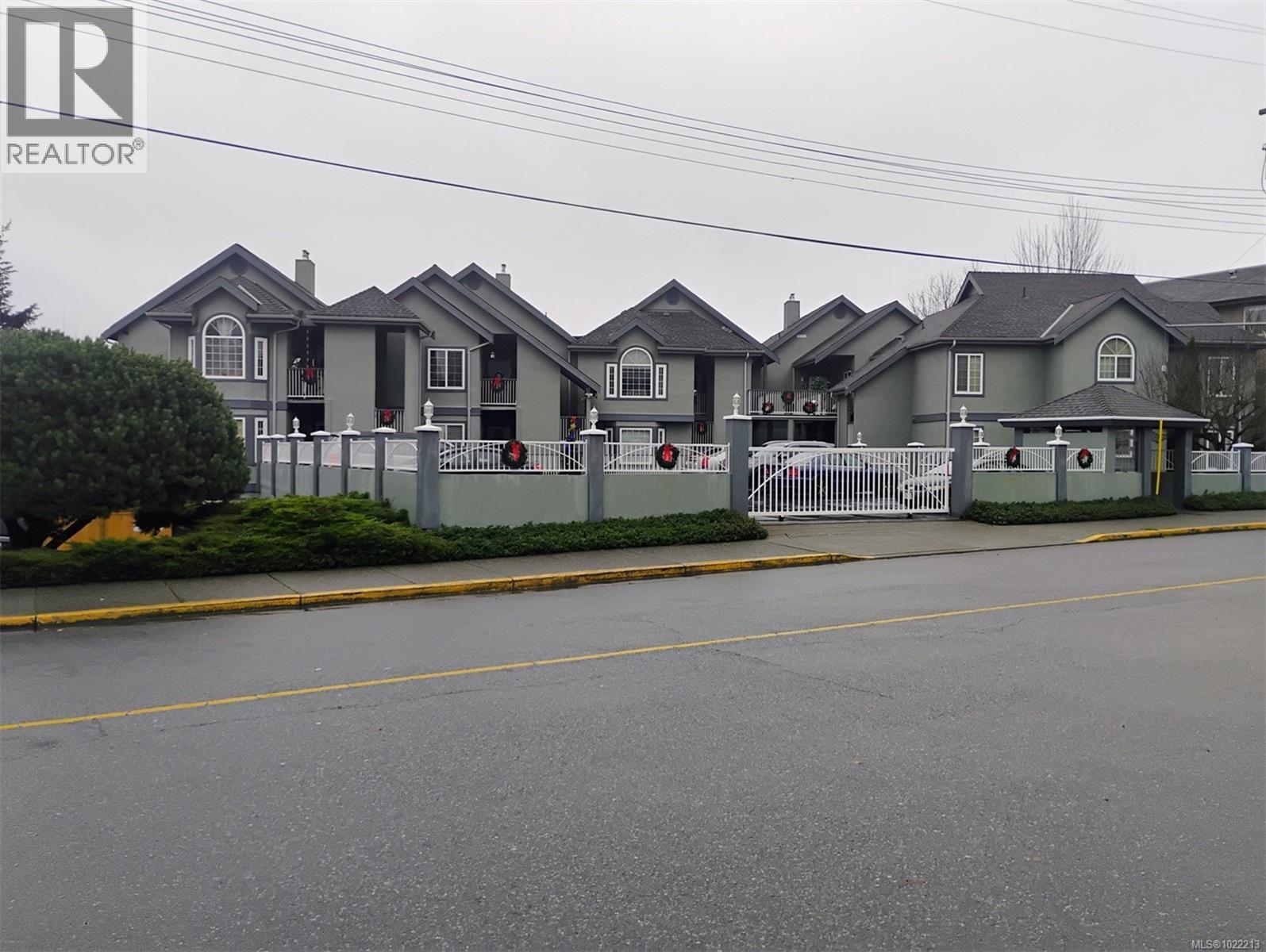 201 320 Selby St, Nanaimo