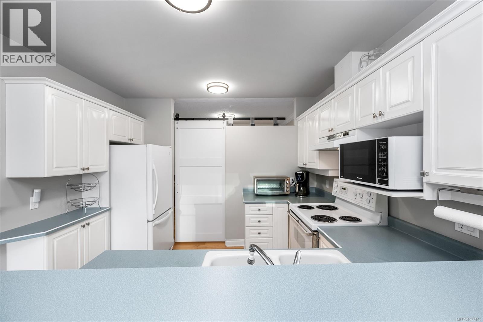 306 405 Quebec Street, Victoria