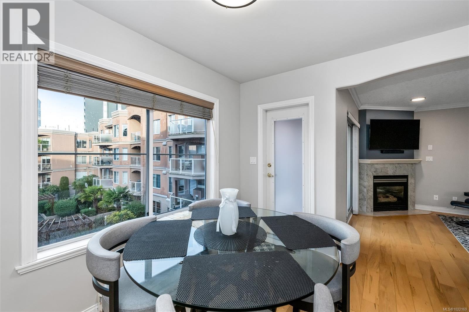 306 405 Quebec Street, Victoria