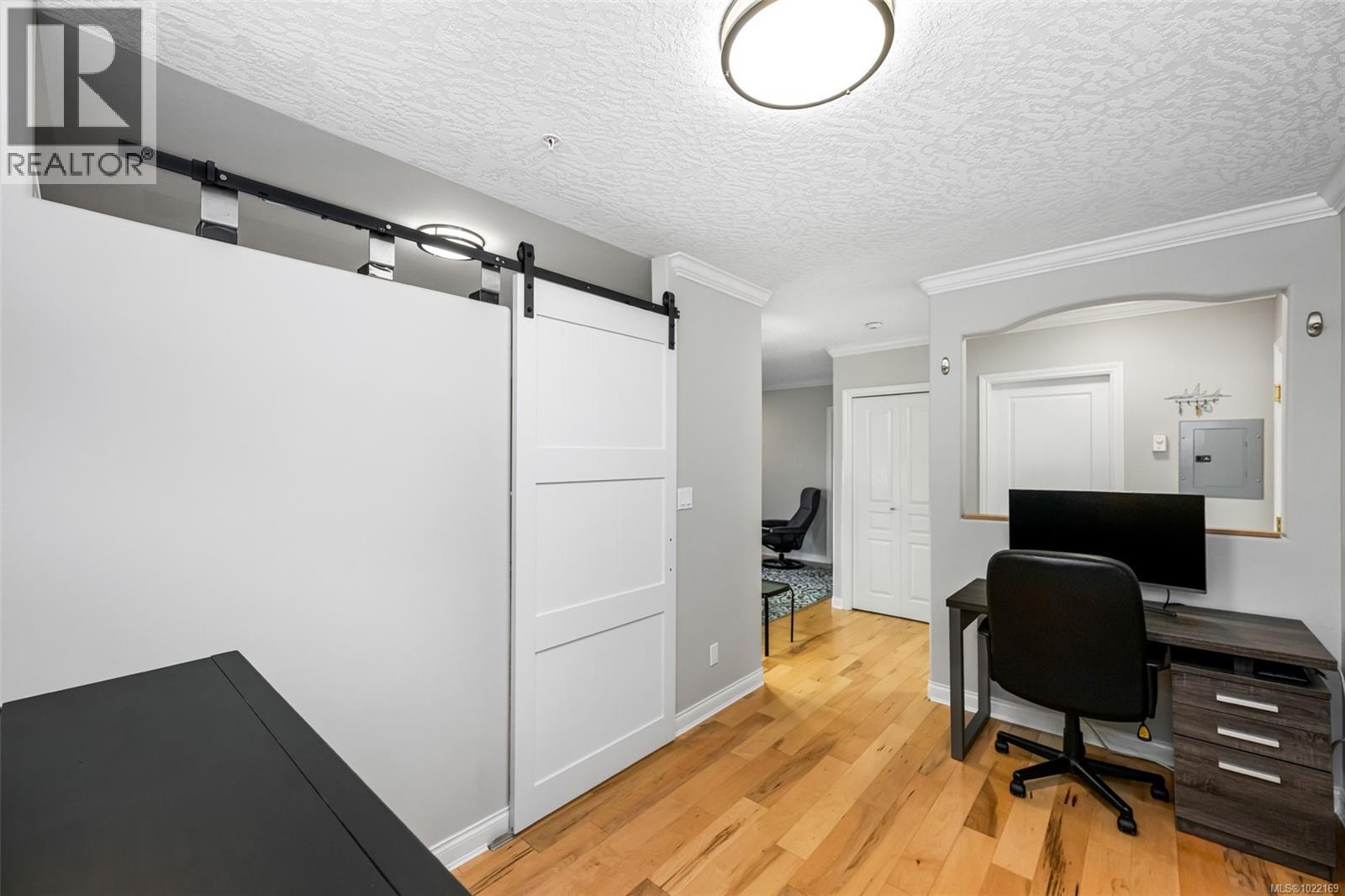 306 405 Quebec Street, Victoria