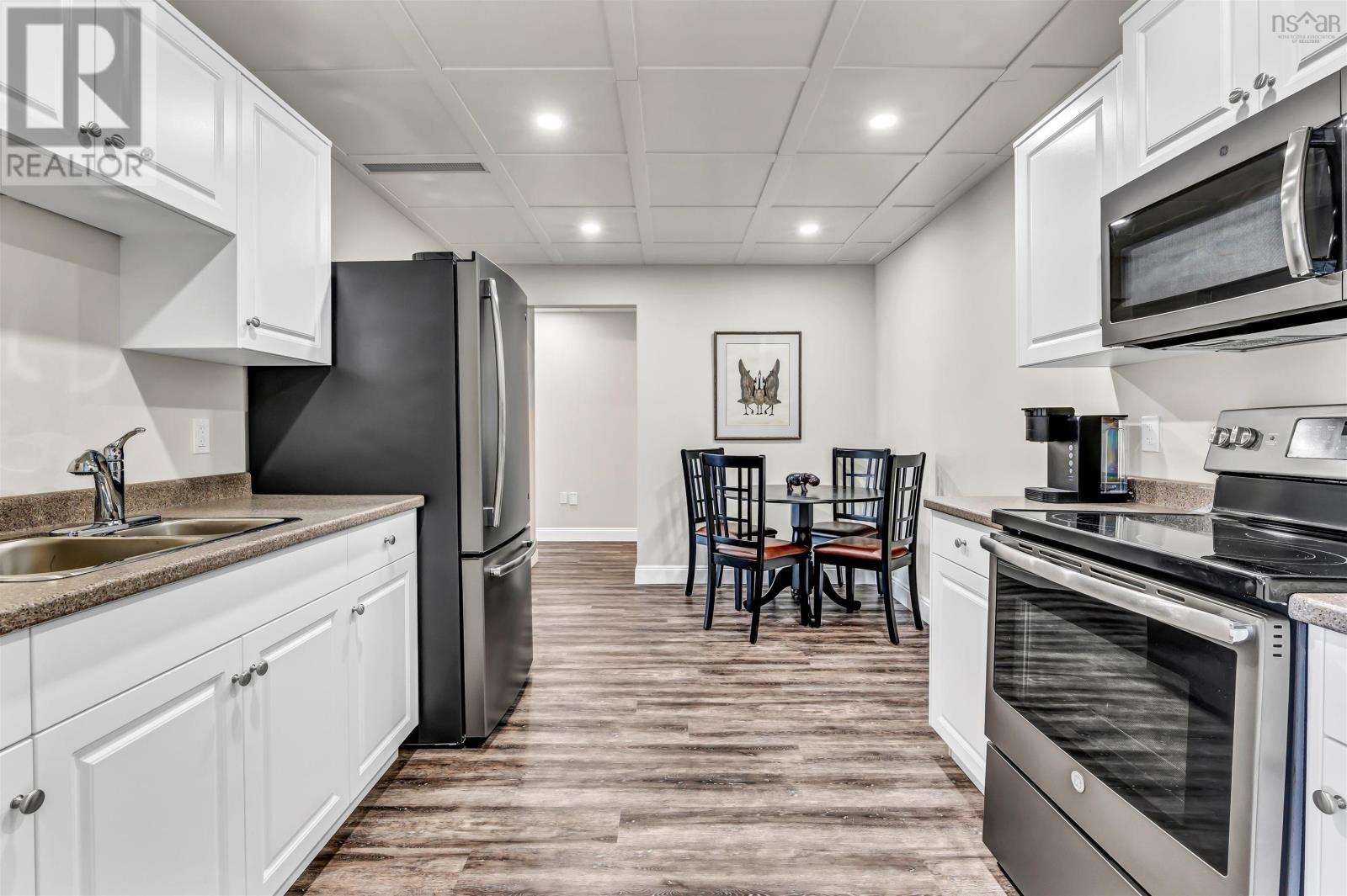 Property 36 of 49 of 2539 Highway 331