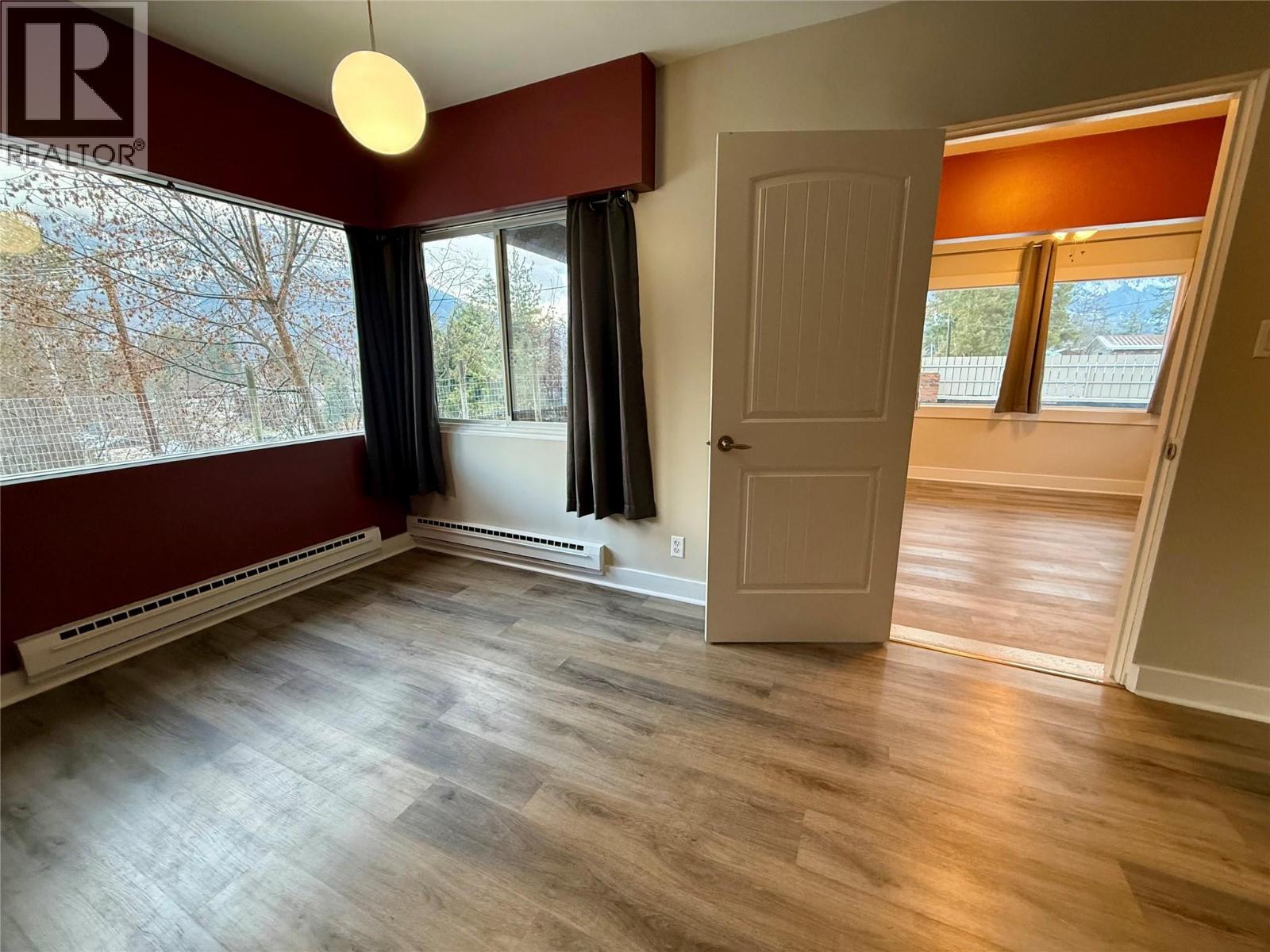  714 12TH Street, Castlegar