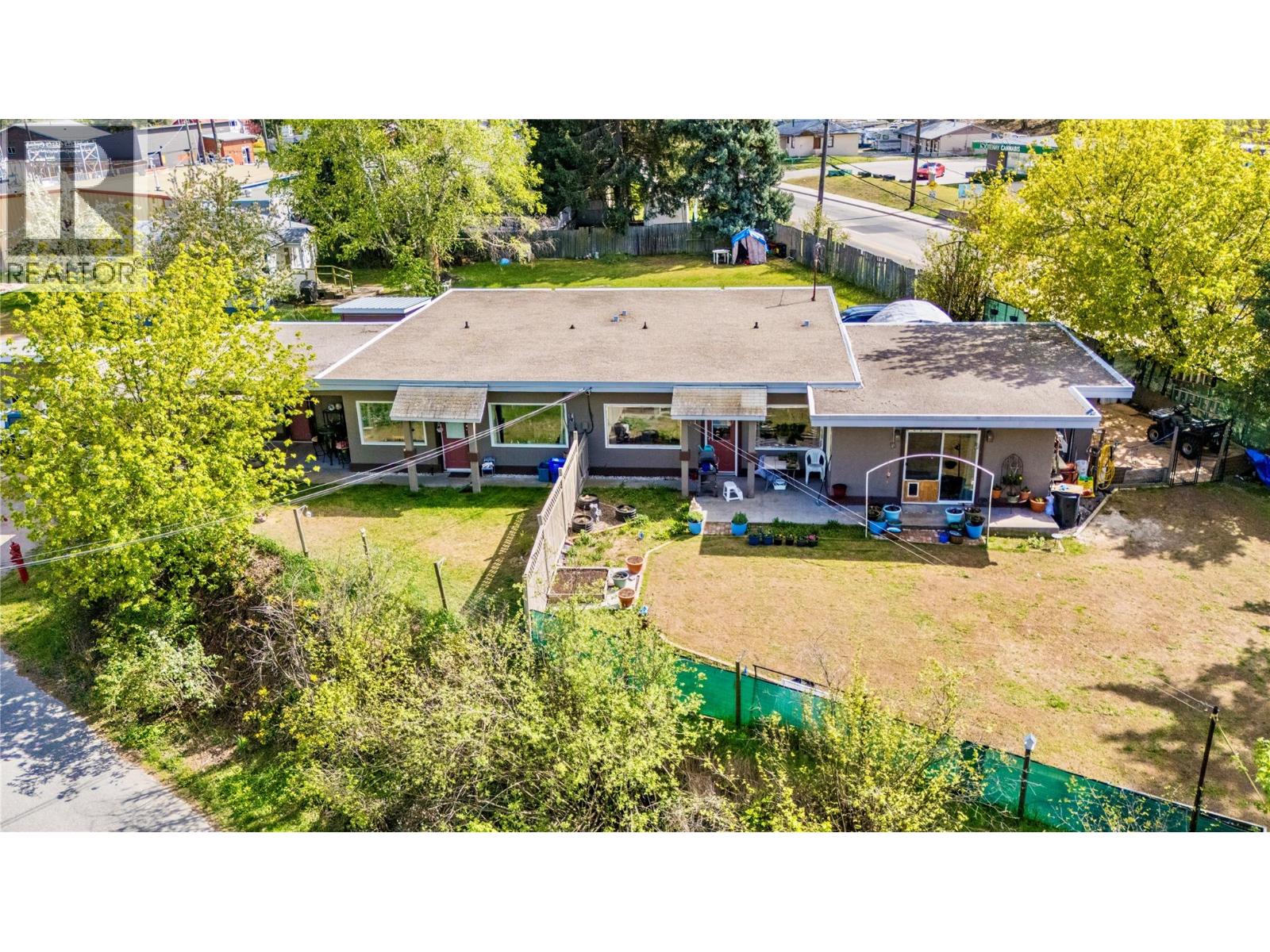  714 12TH Street, Castlegar