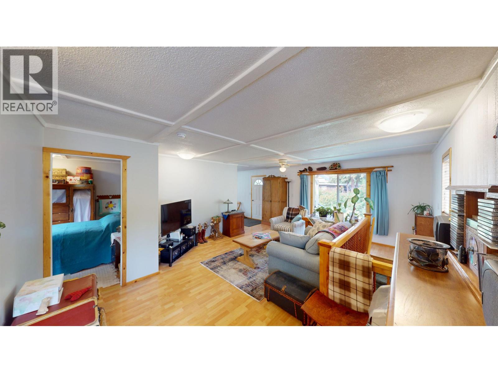 10719 DR GREENE STREET, Hudsons Hope