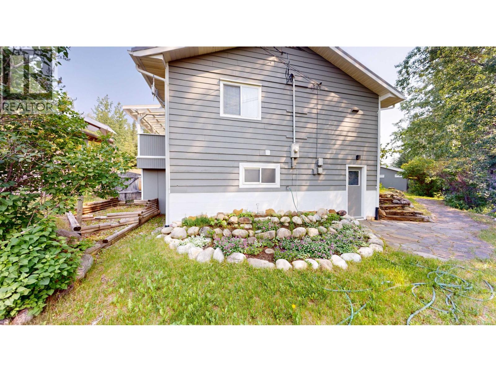 10719 DR GREENE STREET, Hudsons Hope