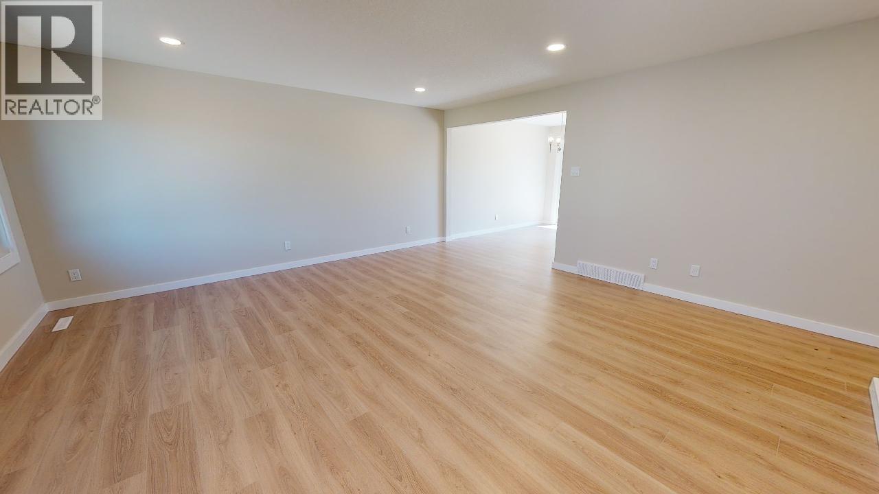 10711 103 AVENUE, Fort St. John