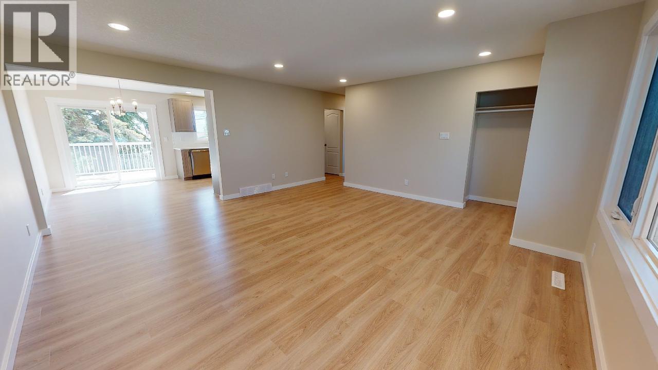 10711 103 AVENUE, Fort St. John