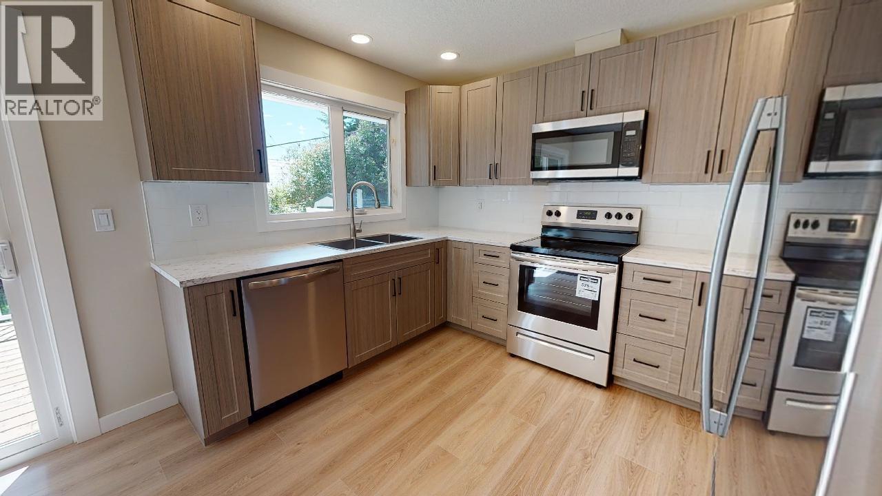 10711 103 AVENUE, Fort St. John