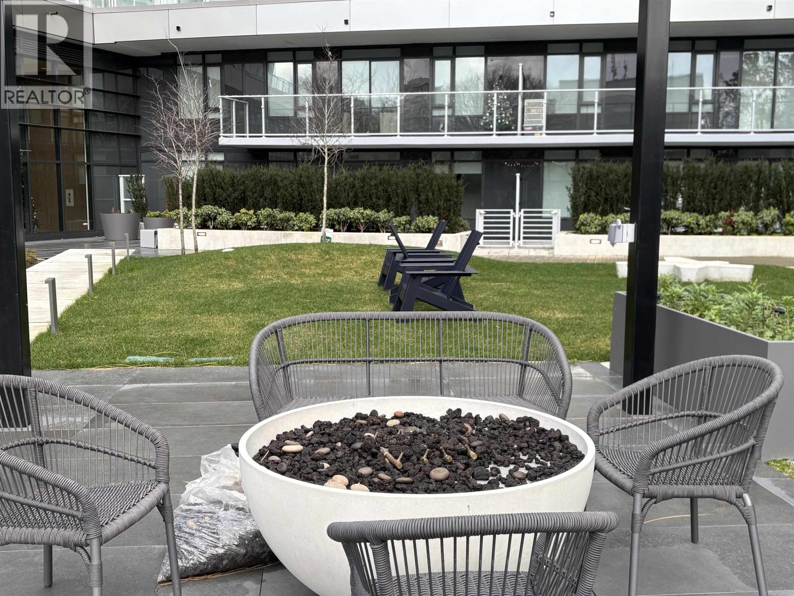 #916-6600 MINORU Boulevard, Richmond