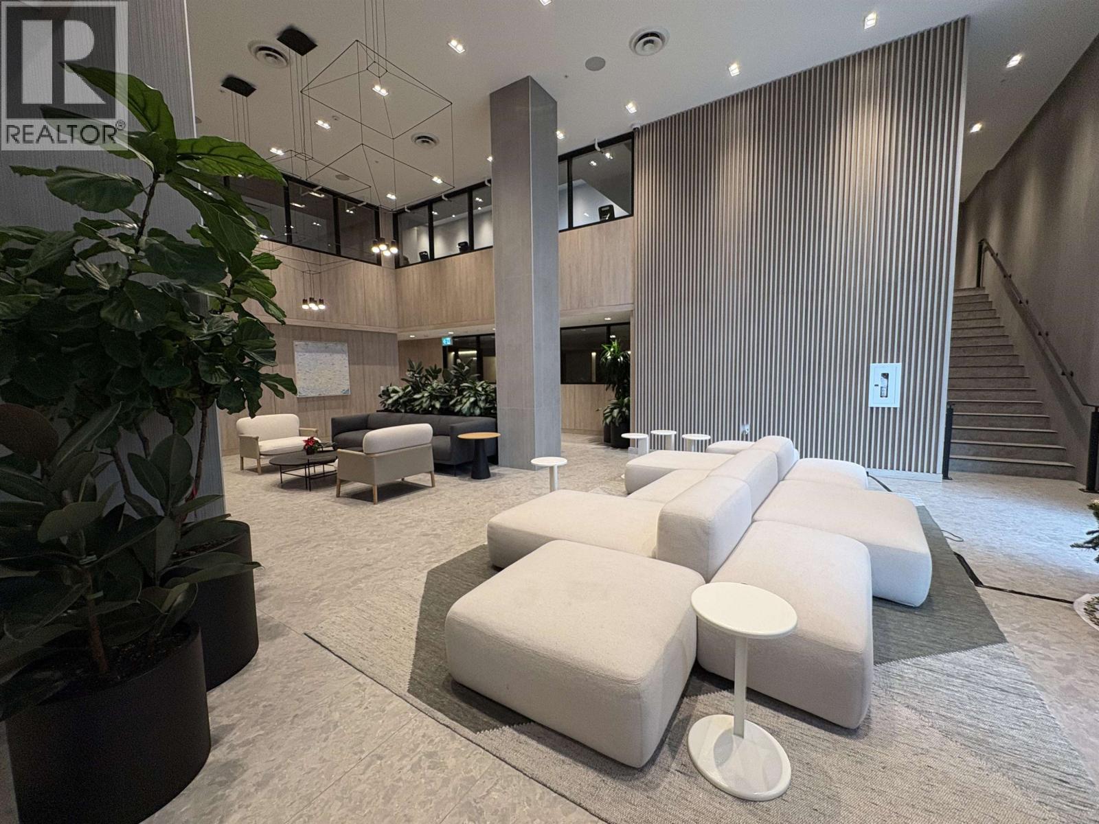 #916-6600 MINORU Boulevard, Richmond