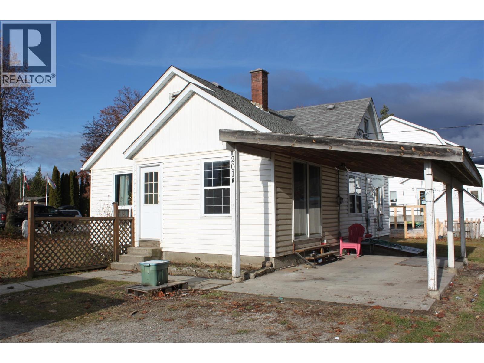 201 6th Avenue NW - 2