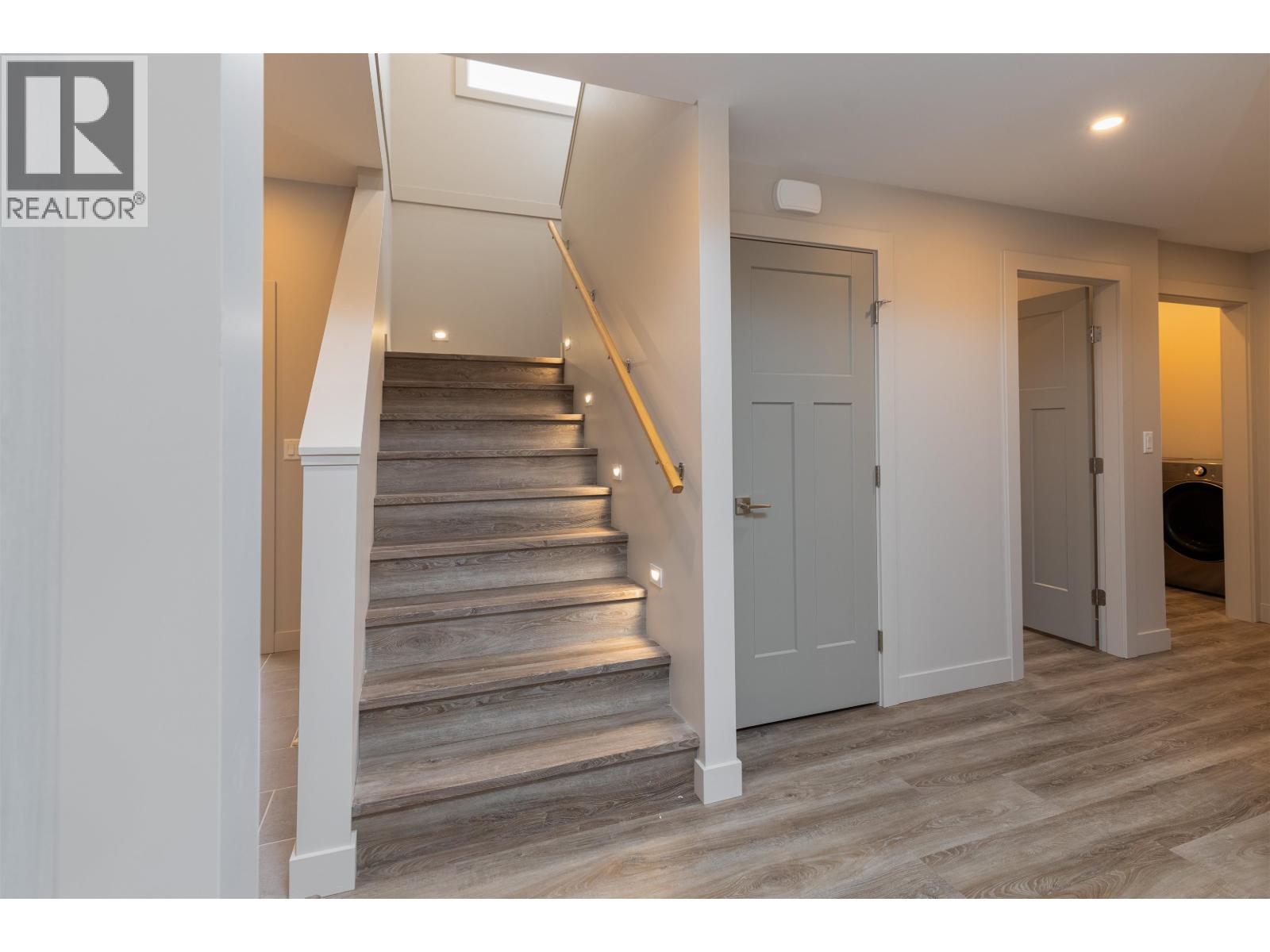 4005 NASH Drive, Terrace