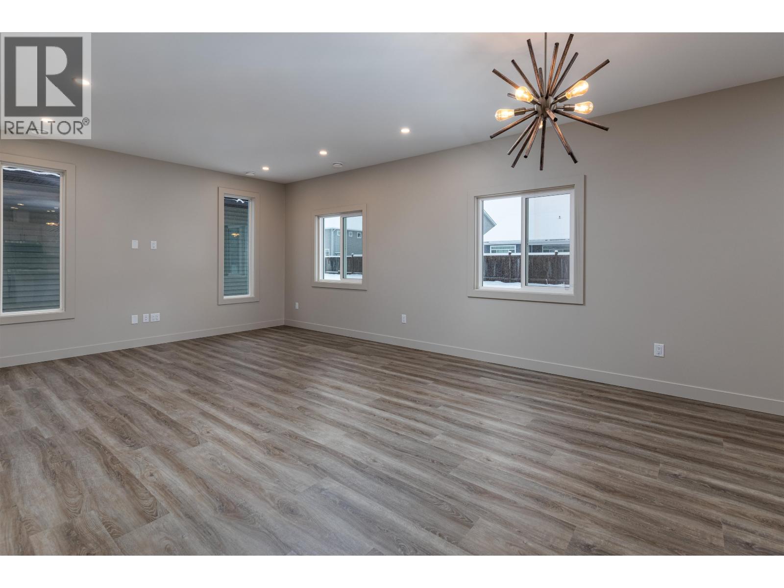 4005 NASH Drive, Terrace