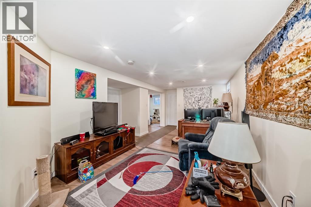 Single Family House Bungalow for Sale in  A Avenue SE Dover Calgary 