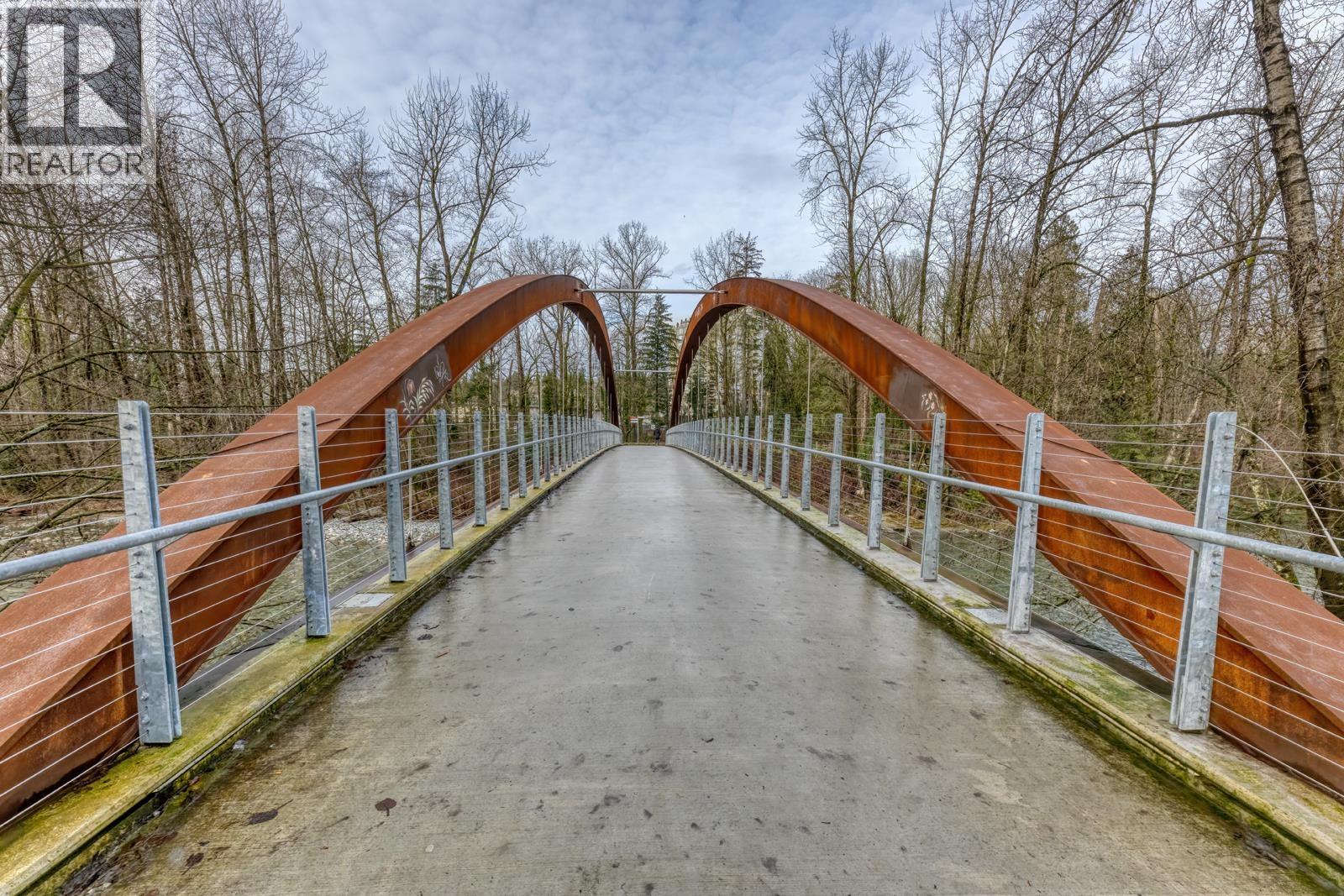 1304 1471 HUNTER STREET, North Vancouver