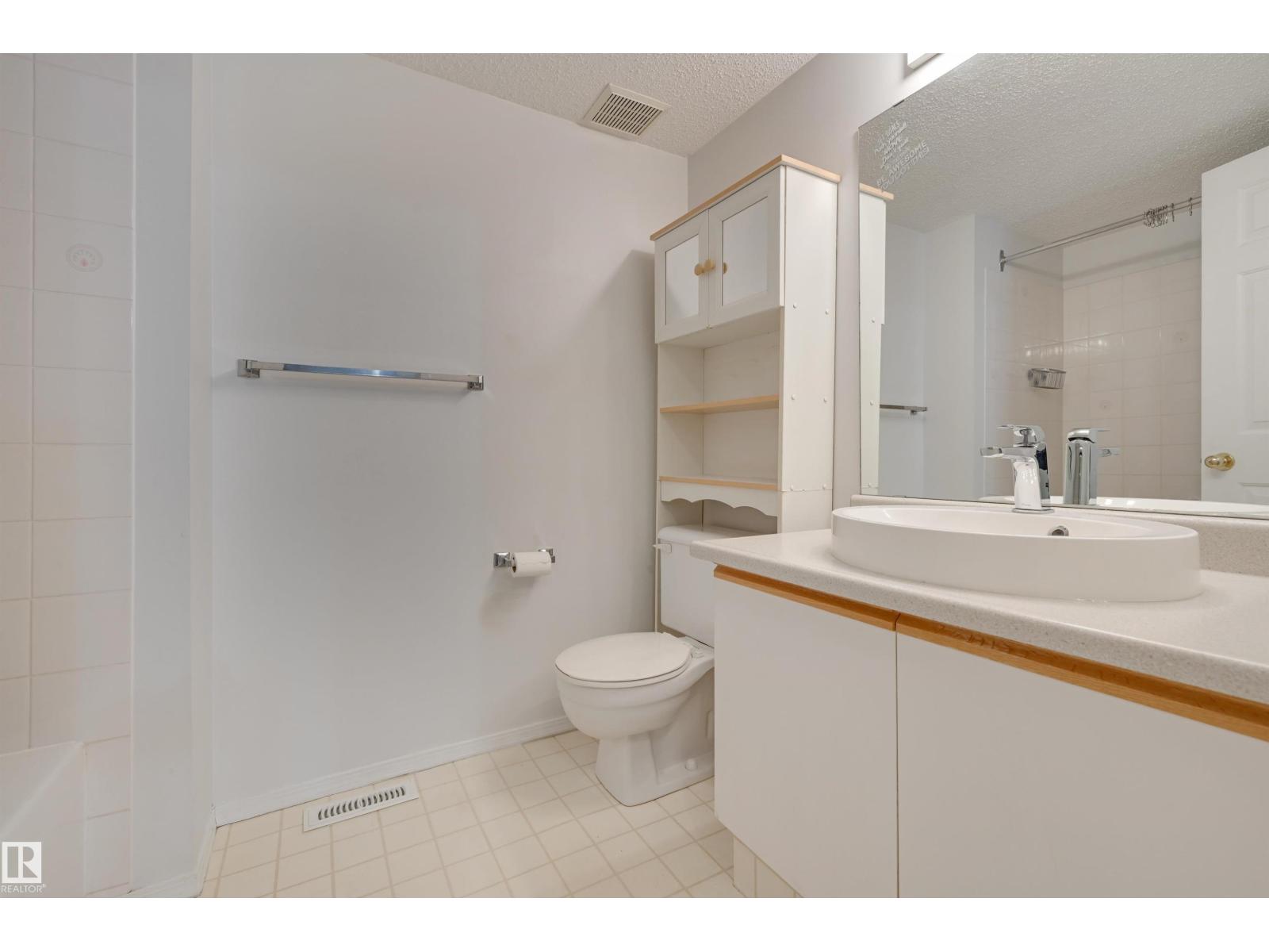 #107 8903 106A AV NW, Edmonton