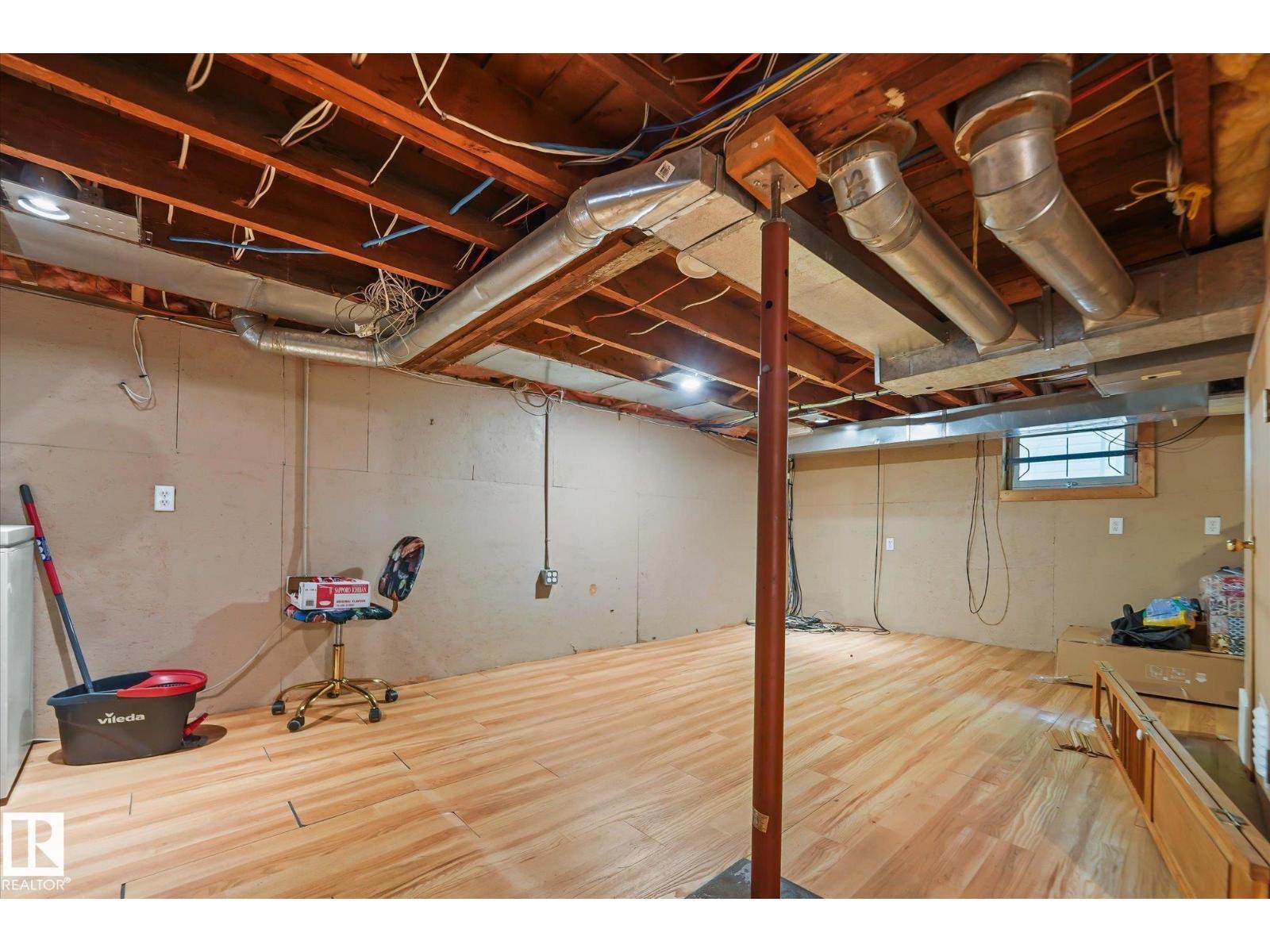 10838 126 ST NW, Edmonton