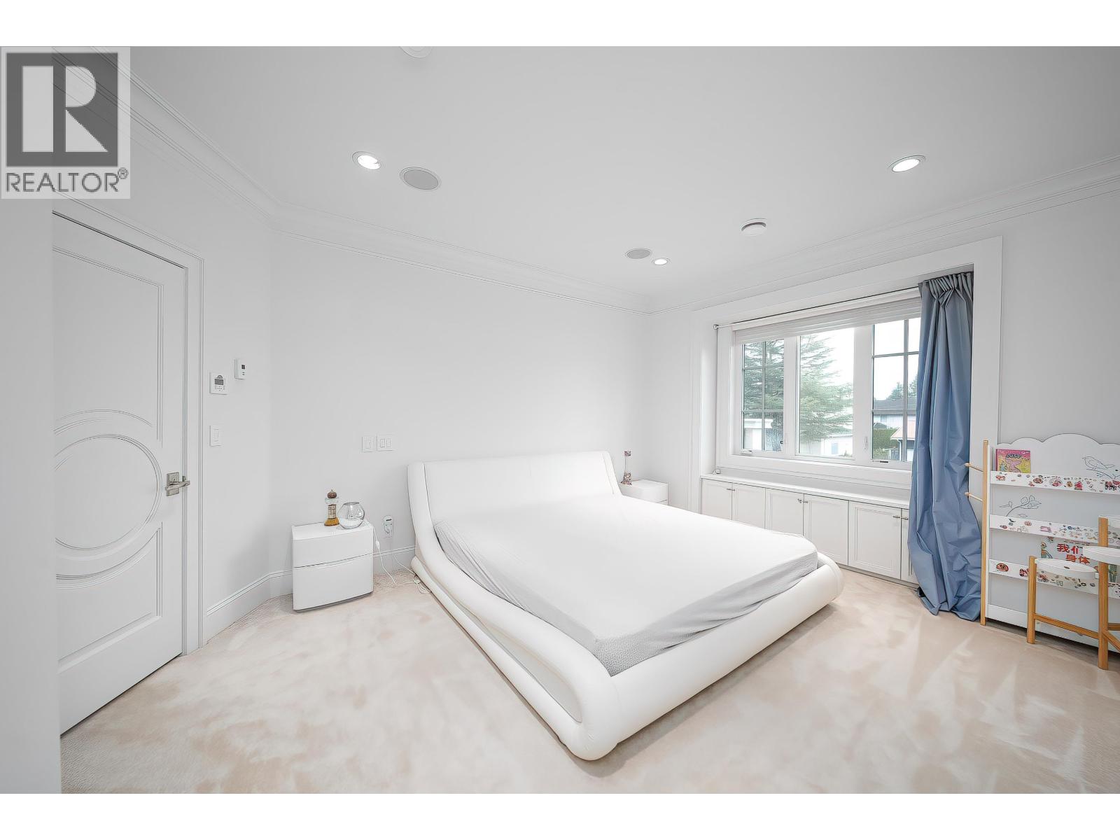 7751 SUNNYHOLME Crescent, Richmond