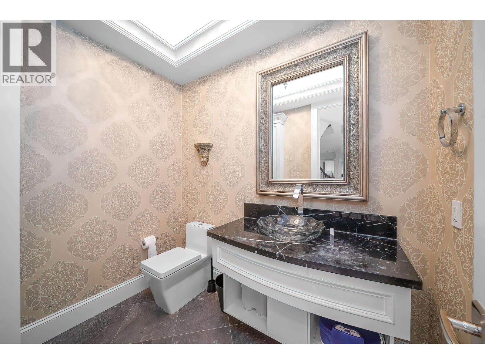 7751 SUNNYHOLME Crescent, Richmond