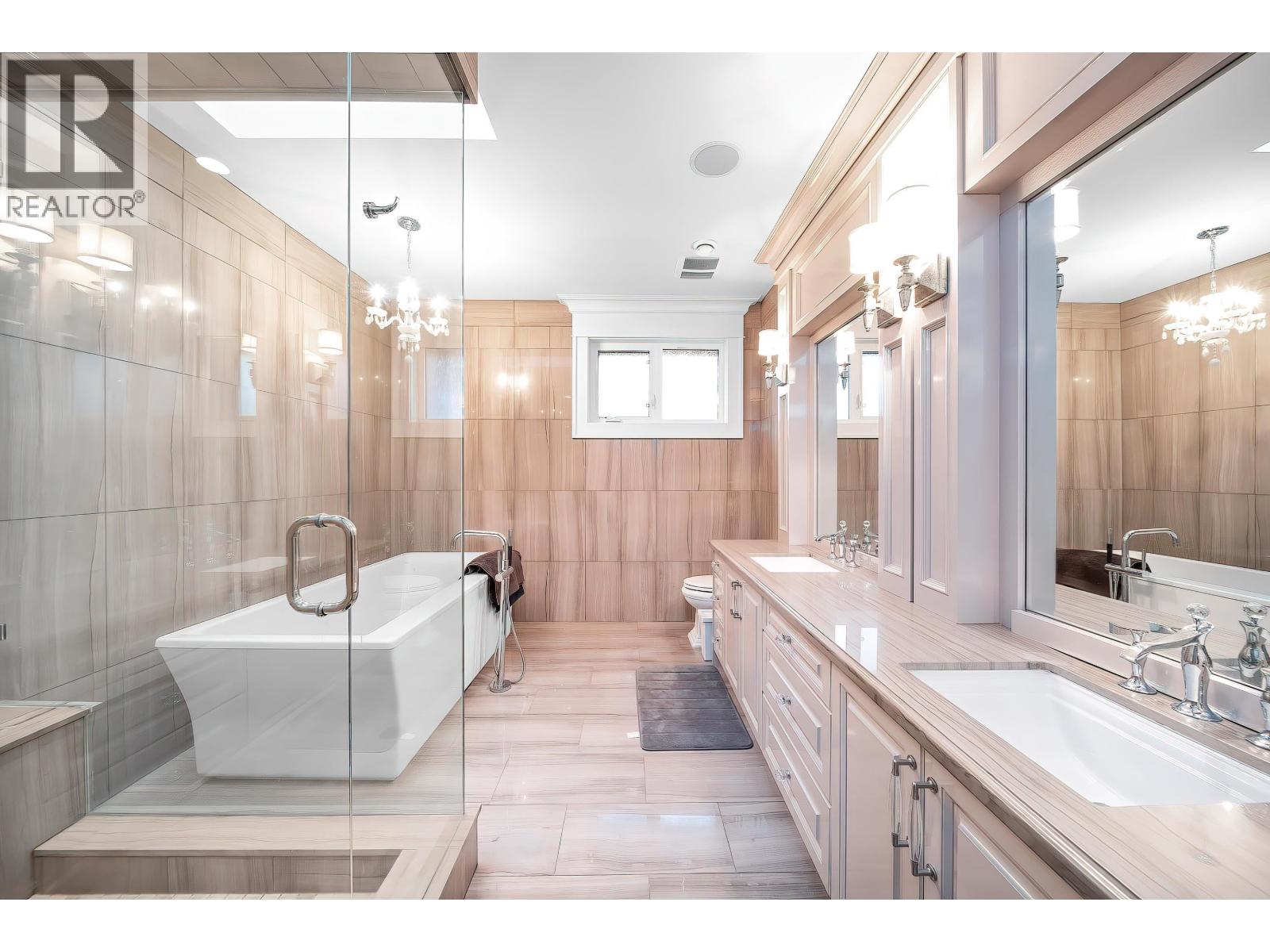 7751 SUNNYHOLME Crescent, Richmond