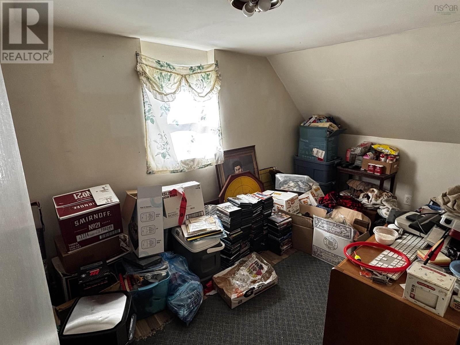 Property 12 of 18 of 1171 North River Road