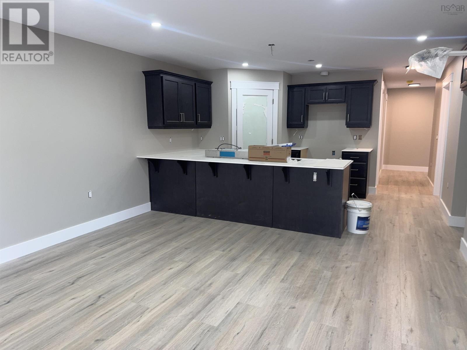 Property 27 of 44 of 139 BLAINEDALE Drive