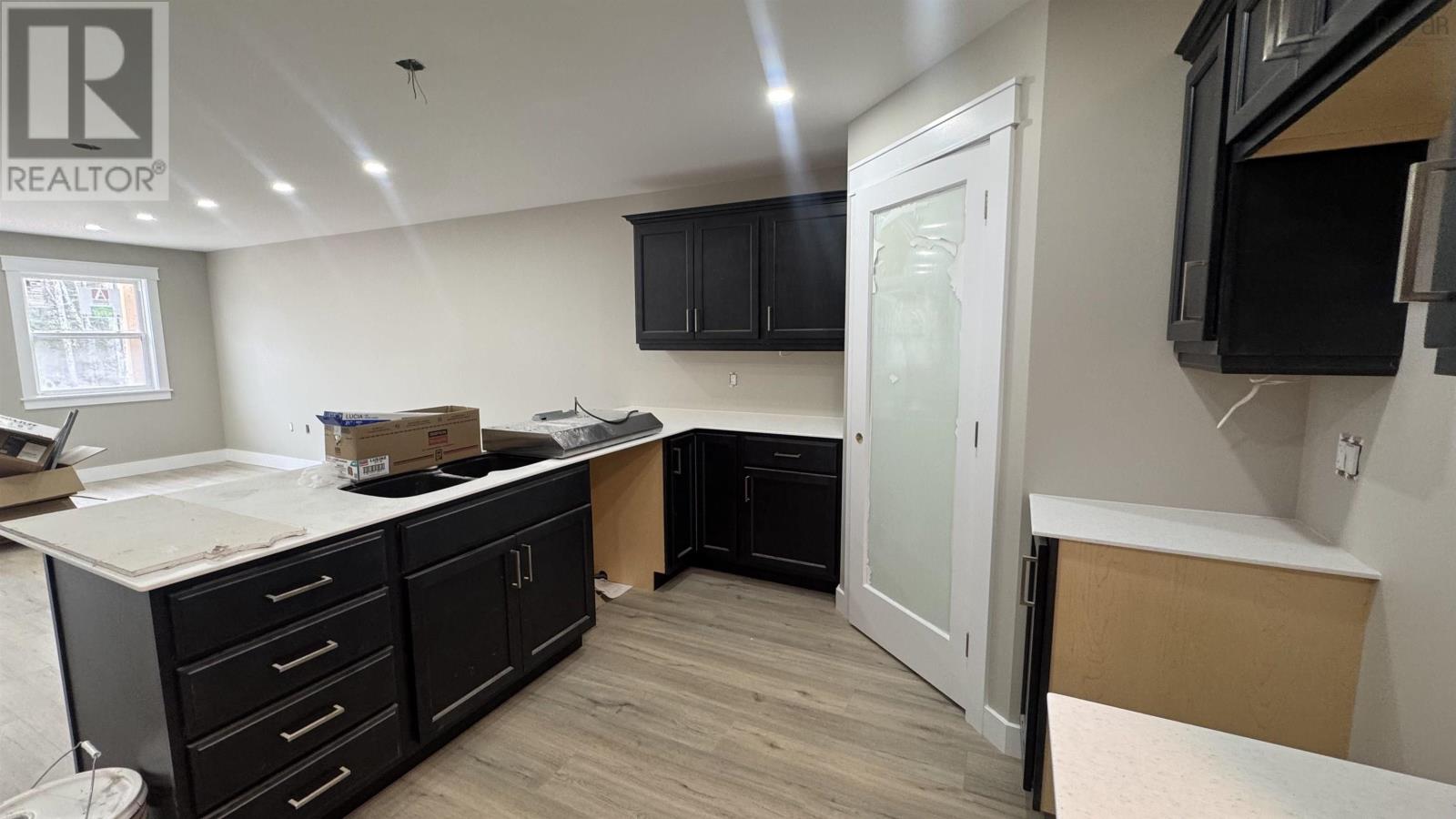 Property 35 of 44 of 139 BLAINEDALE Drive