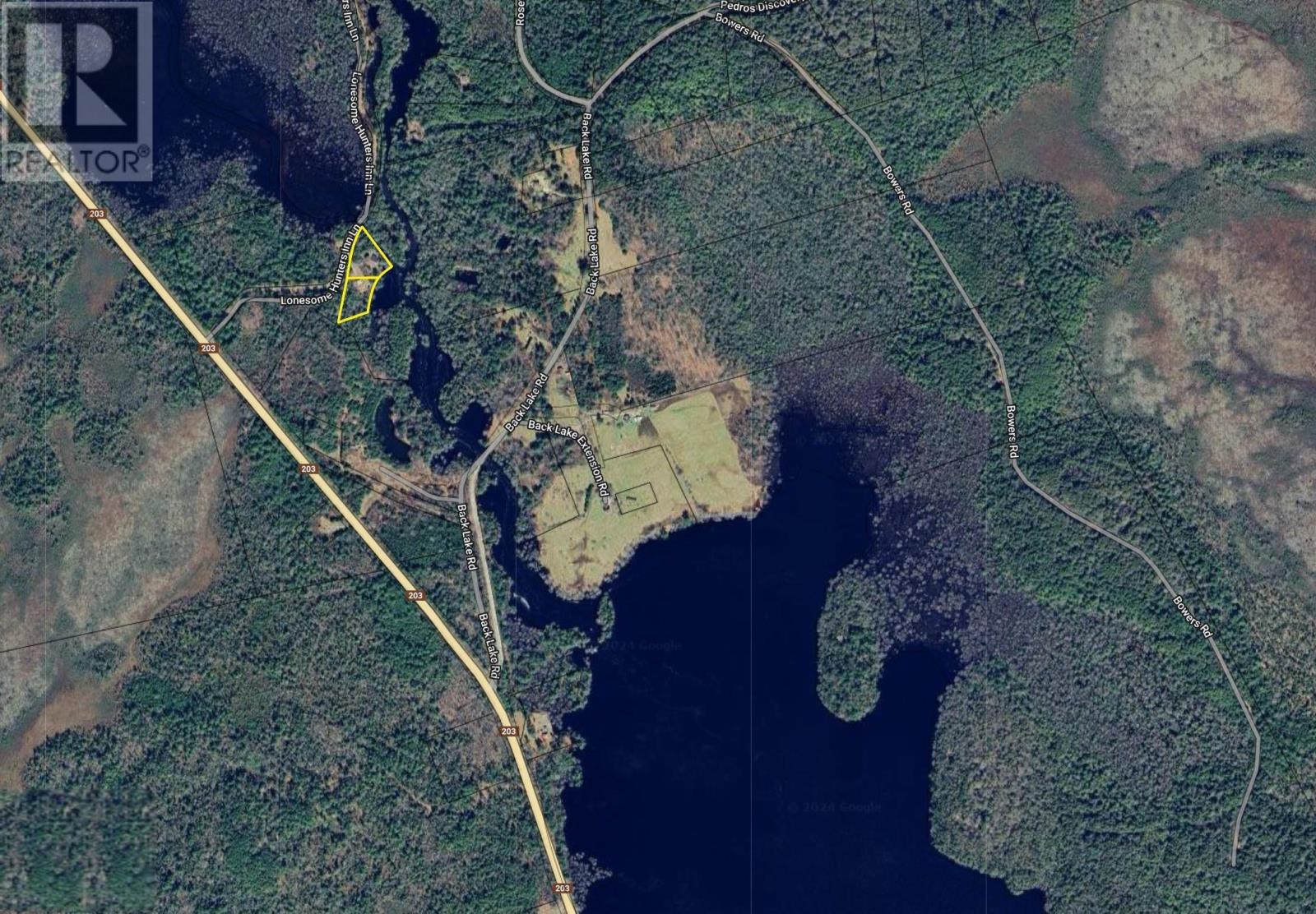 Property 22 of 44 of 56 LONESOME HUNTERS INN Lane