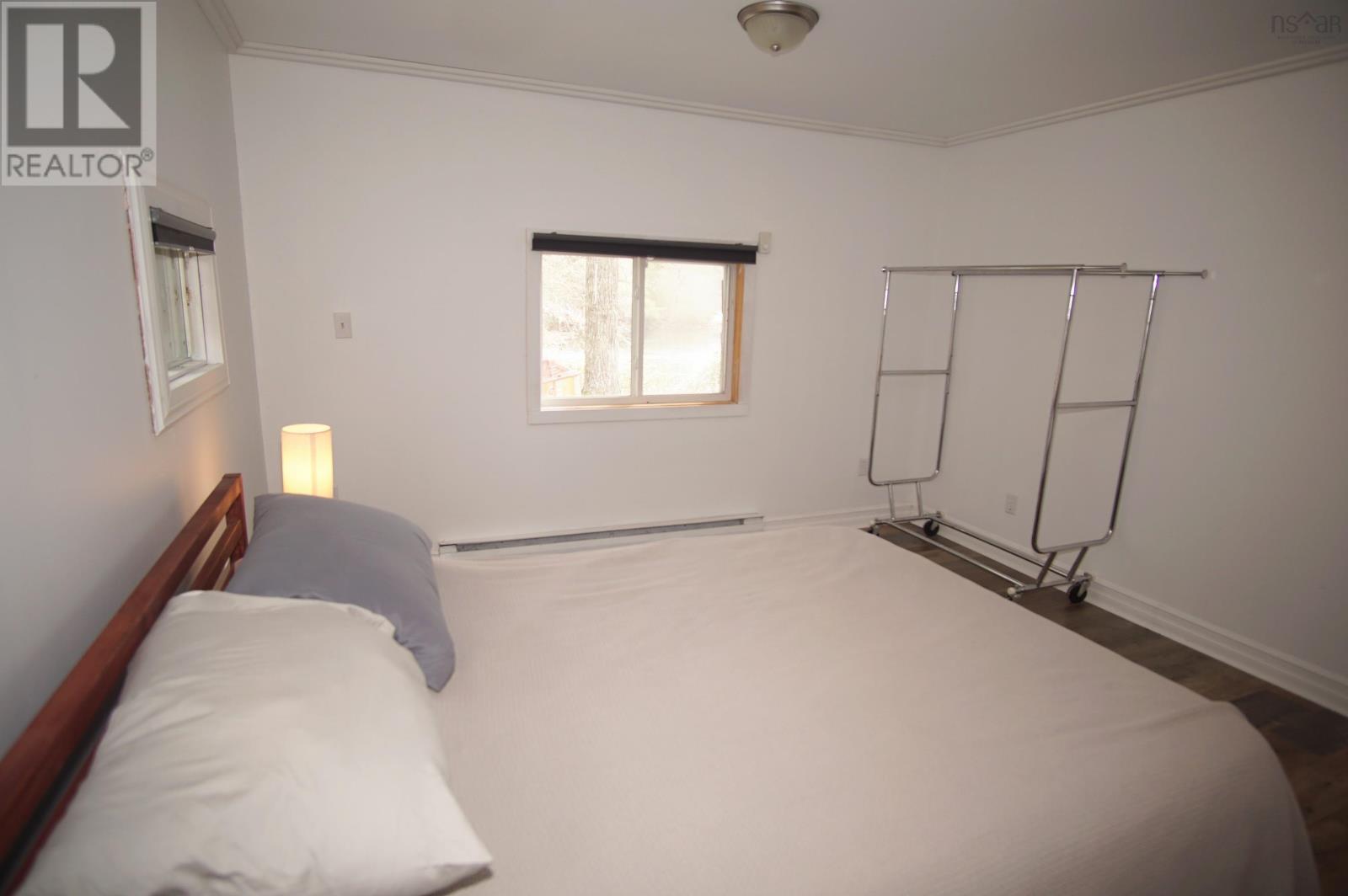 Property 37 of 44 of 56 LONESOME HUNTERS INN Lane