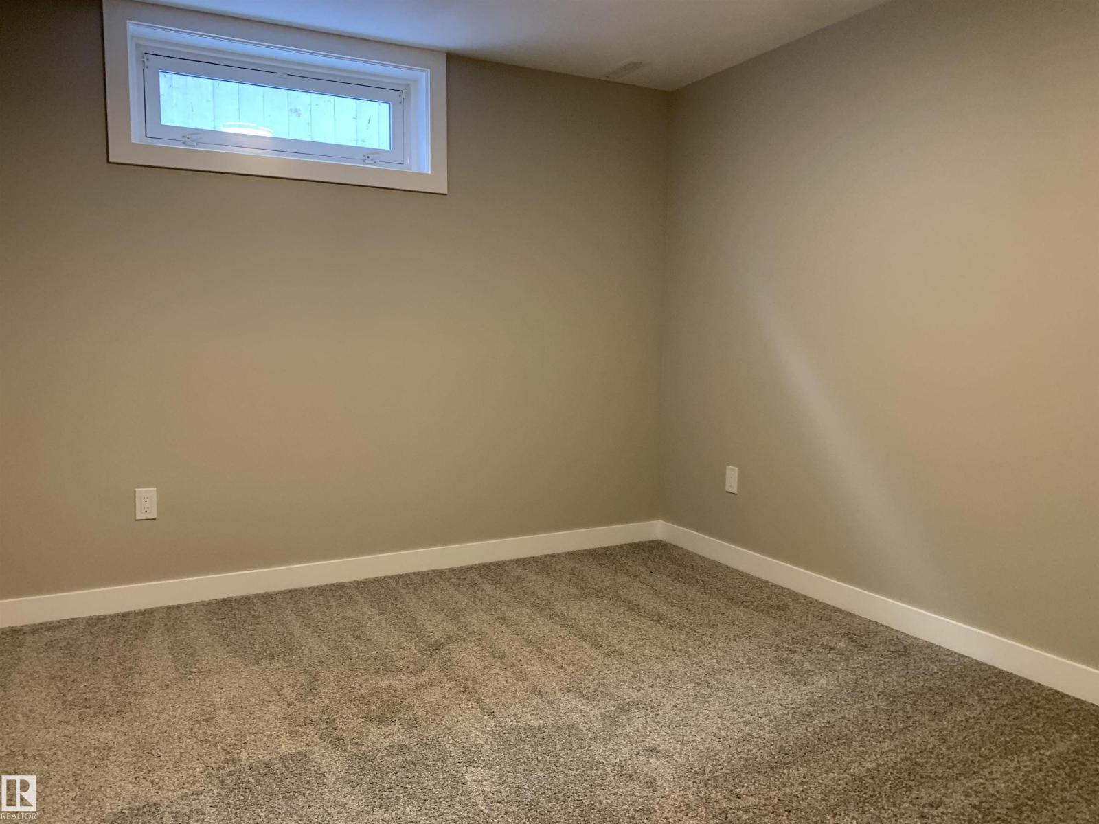 10816 163 ST NW, Edmonton