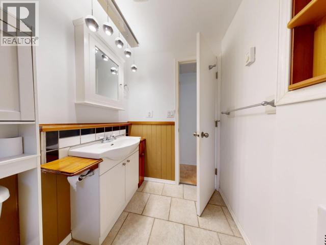 41-7624 DUNCAN STREET, Powell River