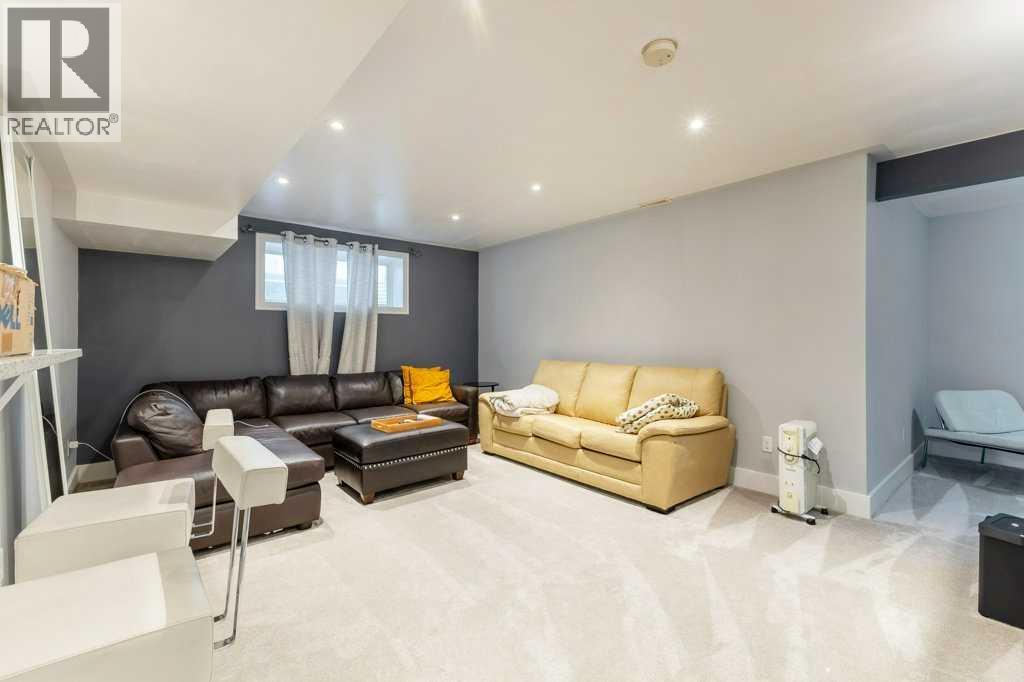 Single Family House for Sale in  Panatella Court NW Panorama Hills Calgary 