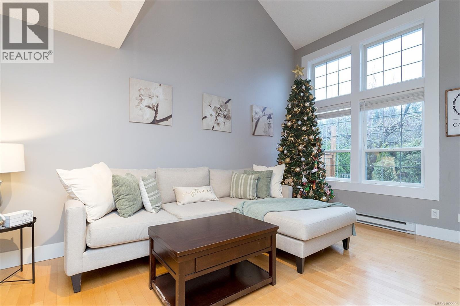 3649 Holland Ave, Cobble Hill