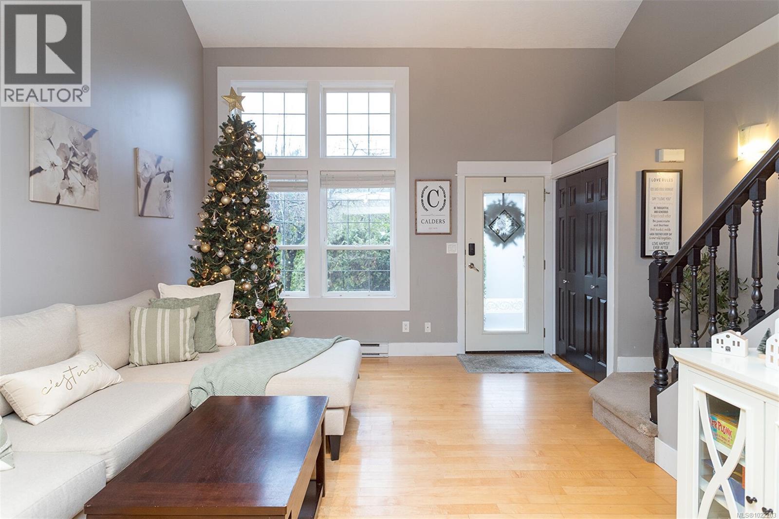 3649 Holland Ave, Cobble Hill