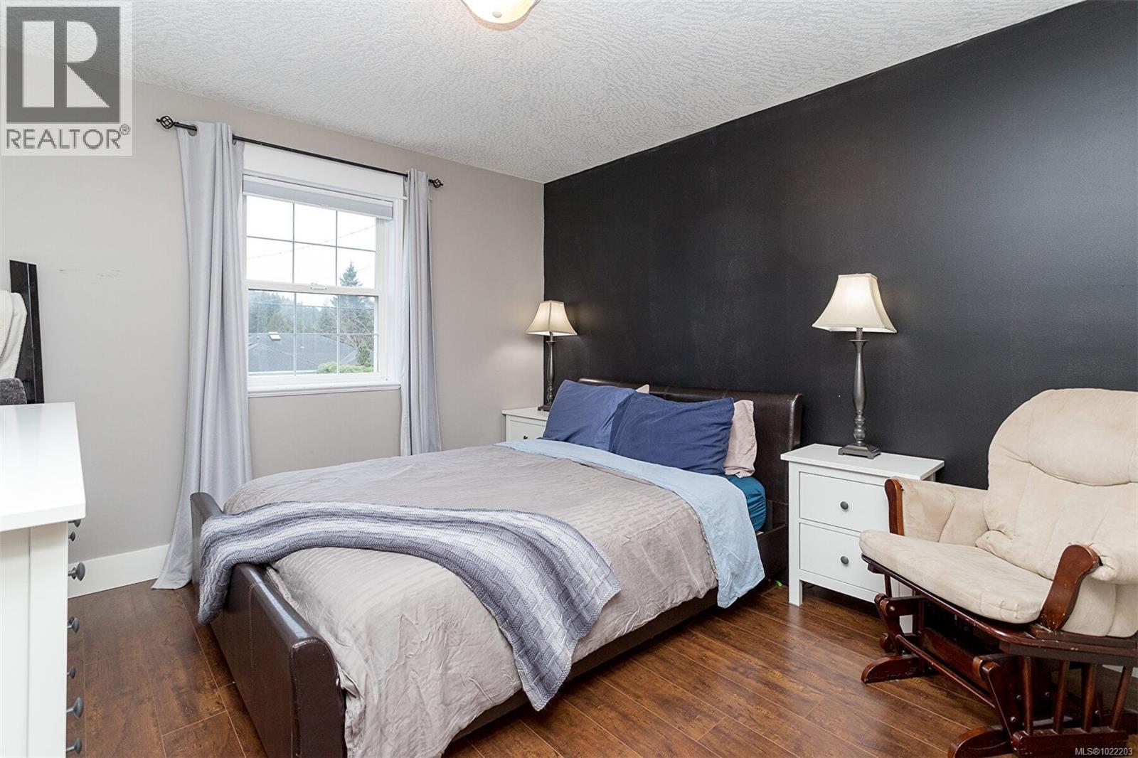 3649 Holland Ave, Cobble Hill