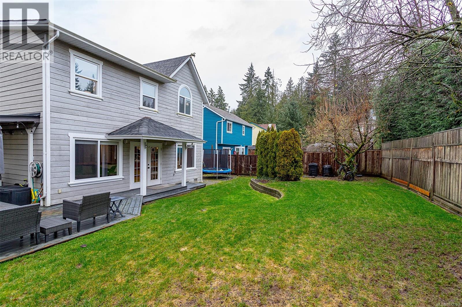 3649 Holland Ave, Cobble Hill