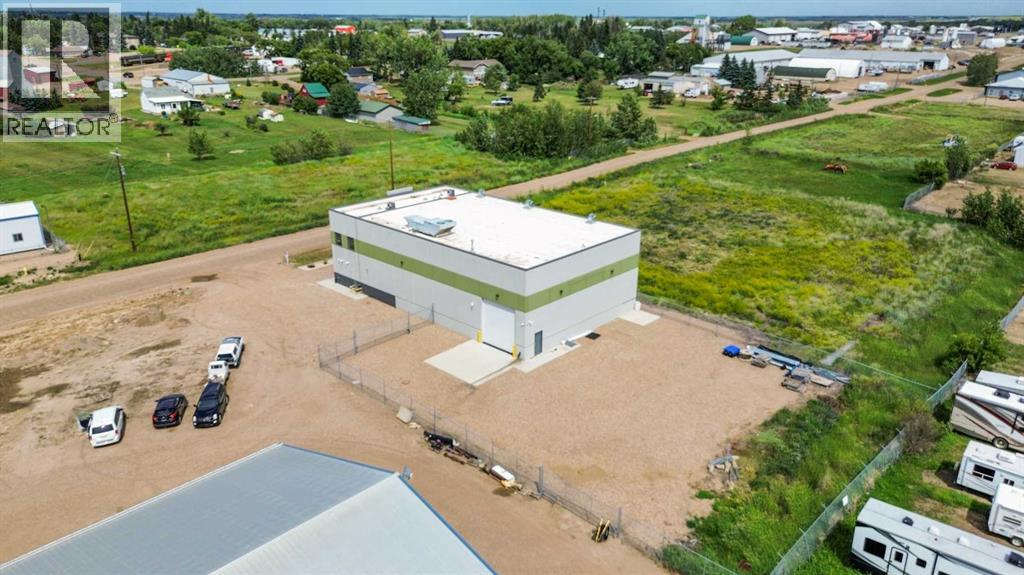 4609 46 Avenue - Photo 3 of 28, Stettler, Alberta