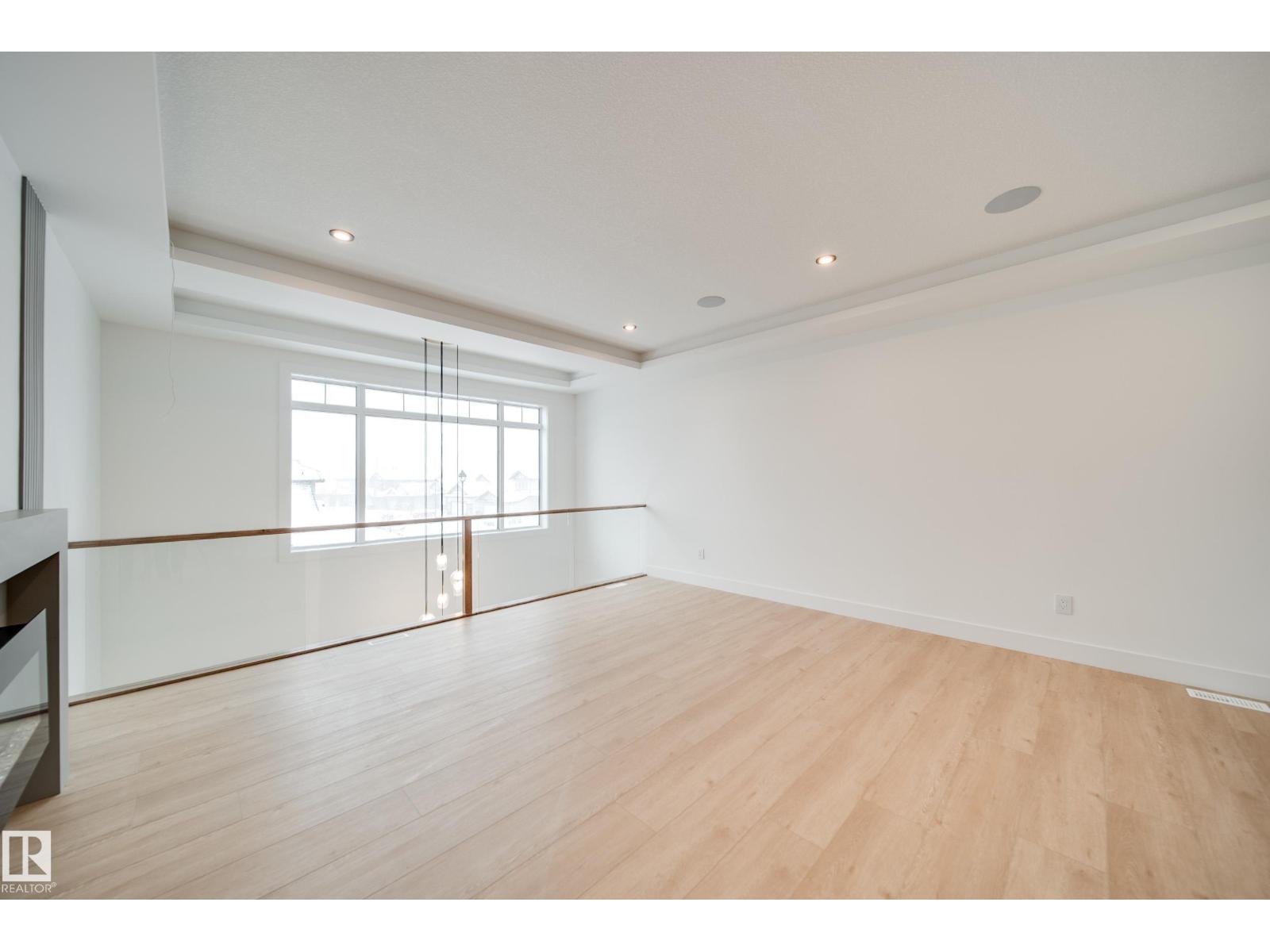 #2 20425 93 AV NW, Edmonton