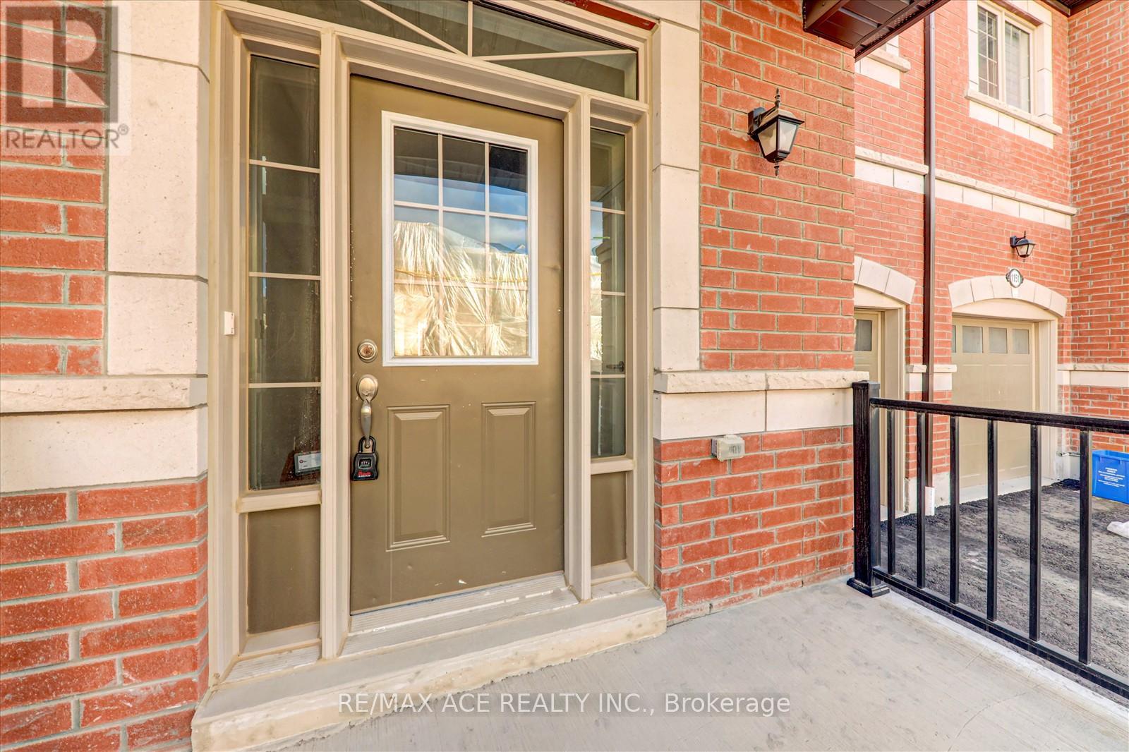 1153 AZALEA AVENUE - 4